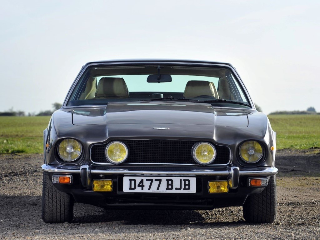 Aston Martin V8 Series V